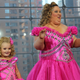 Illustration for article titled This Image of Honey Boo Boo Child and Her Mom Will Change You Forever